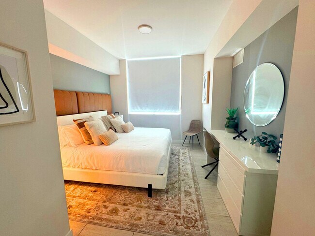 Building Photo - 3900 Biscayne Blvd