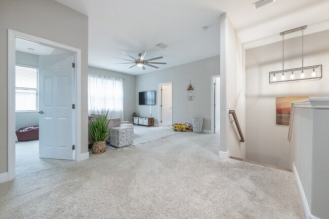 Building Photo - 10261 Blossom Trail