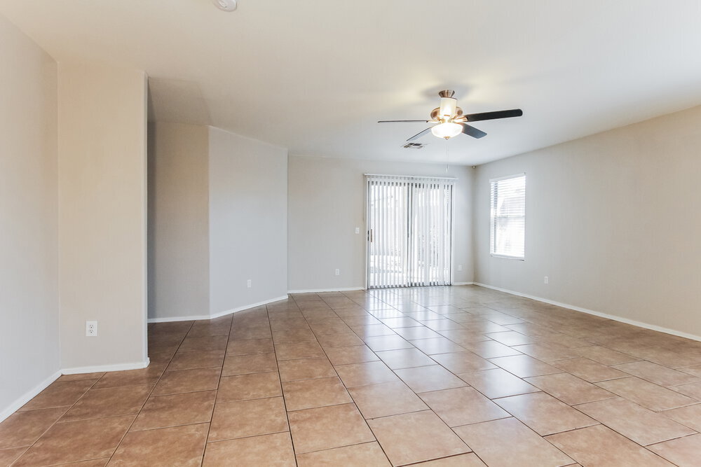 Building Photo - 7907 N 53rd Dr