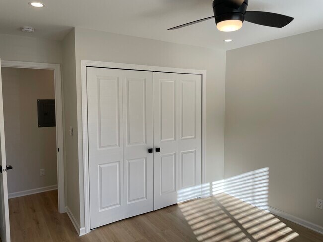 Building Photo - 255 Elmwood Ave