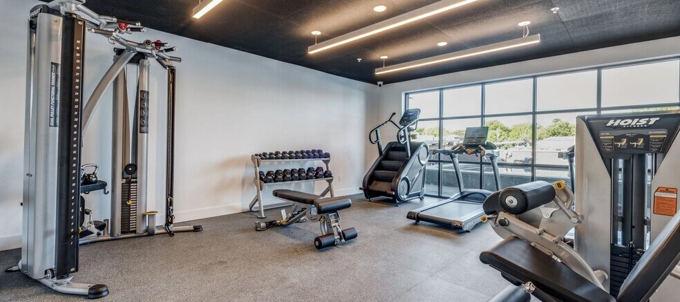 Building Photo - 1100 N Zang Blvd