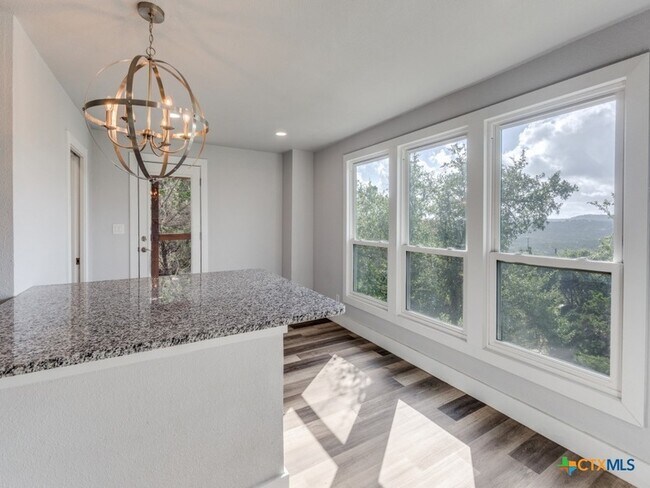 Building Photo - 238 Ledgeview Dr