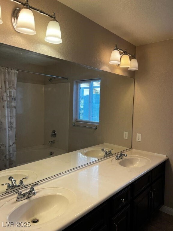 Building Photo - 1026 E Sonoran Hope Ave