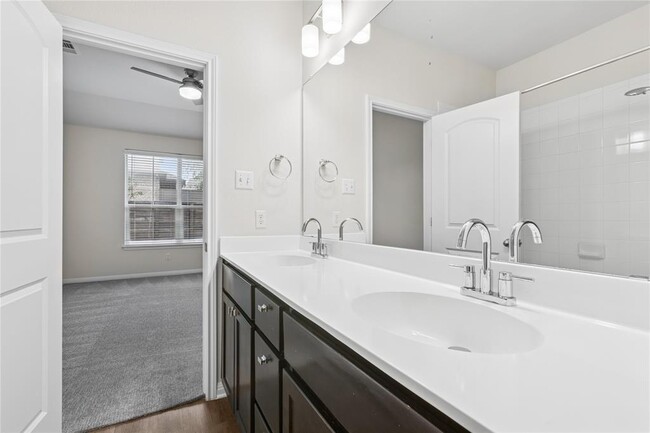 Building Photo - 1200 10th St