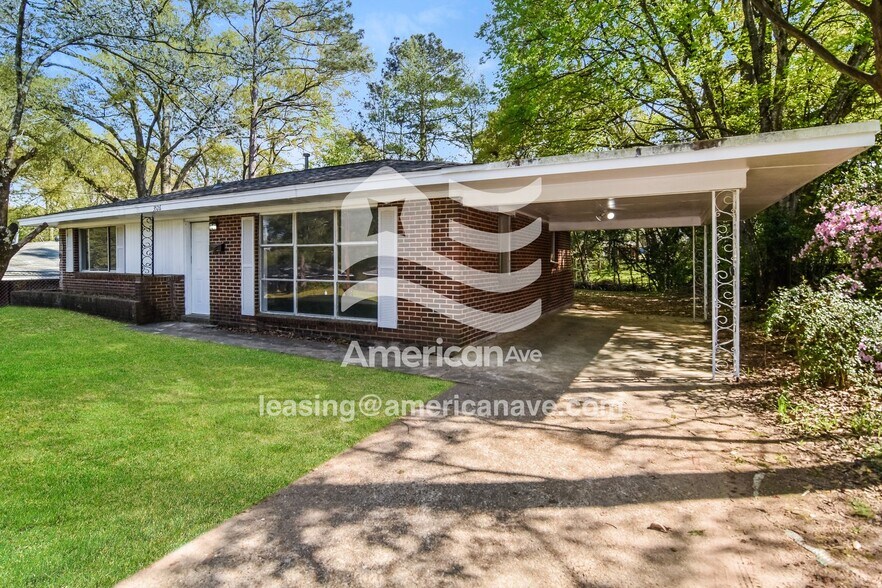 Building Photo - 3526 Cottonwood Dr