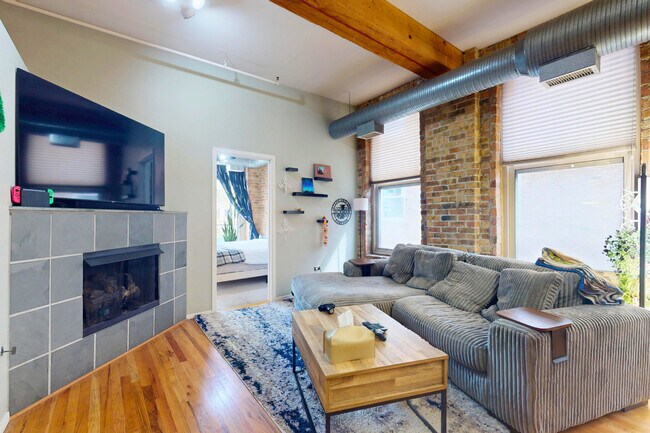 Building Photo - 417 S Jefferson St