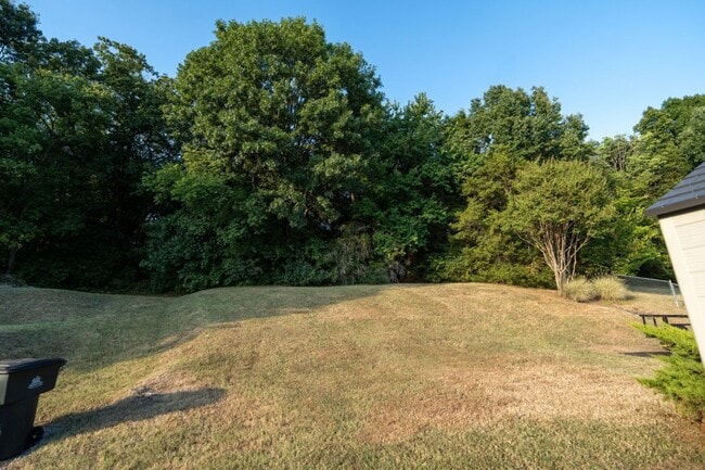 Building Photo - 564 Huntington Pkwy
