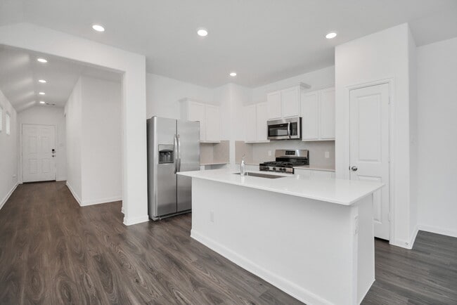 Building Photo - 15809 Macroom Dr