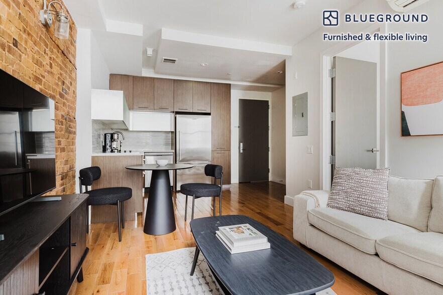 Building Photo - 72 Willoughby St