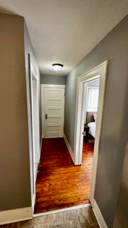 Building Photo - 4405 Woodside St