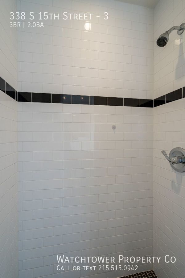 Building Photo - 338 S 15th St