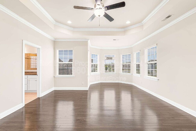 Building Photo - 8608 Lavender Pl