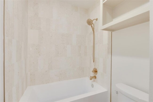 Building Photo - 408 Westwood Terrace