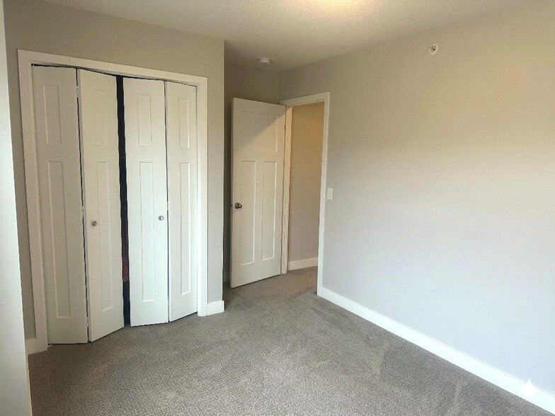 Building Photo - 7112 181st St W