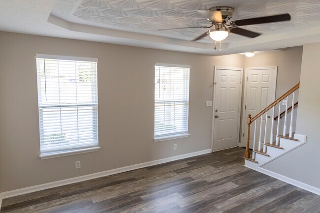 Building Photo - 10504 Pebblestone Cir