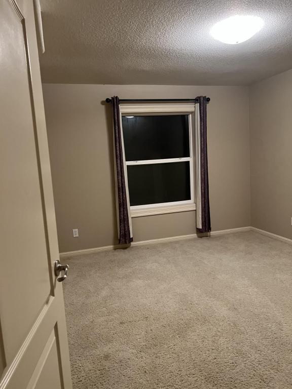 Building Photo - 15715 SE Bybee Dr