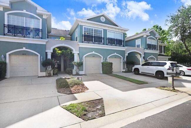 Building Photo - 2050 Park Crescent Dr