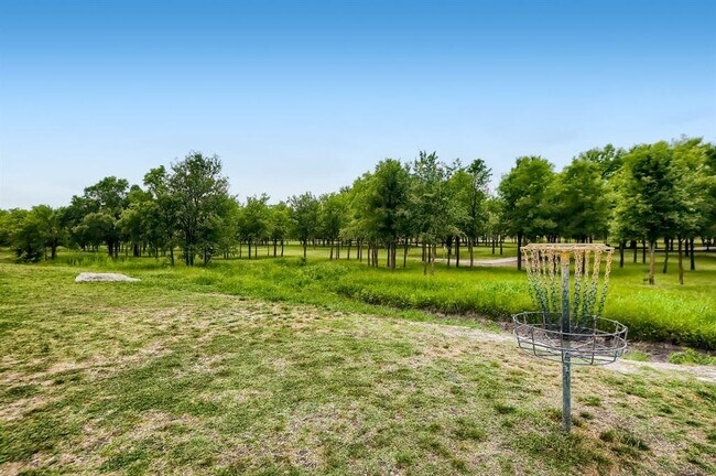 Building Photo - 1505 Tea Leaf Dr