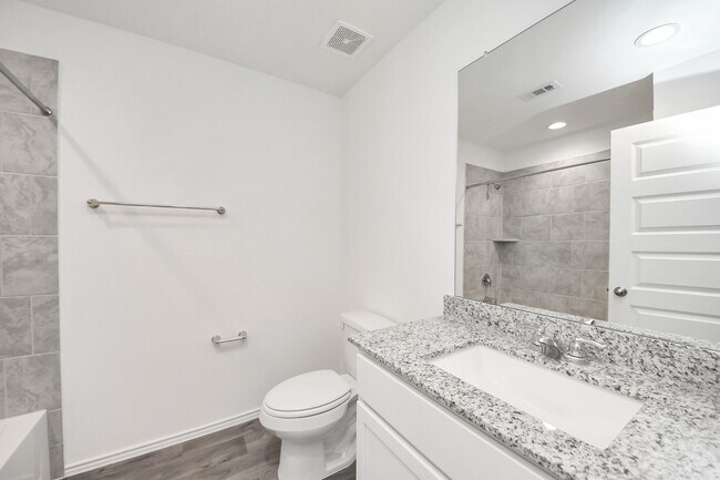 Building Photo - 2007 Woodlark Way