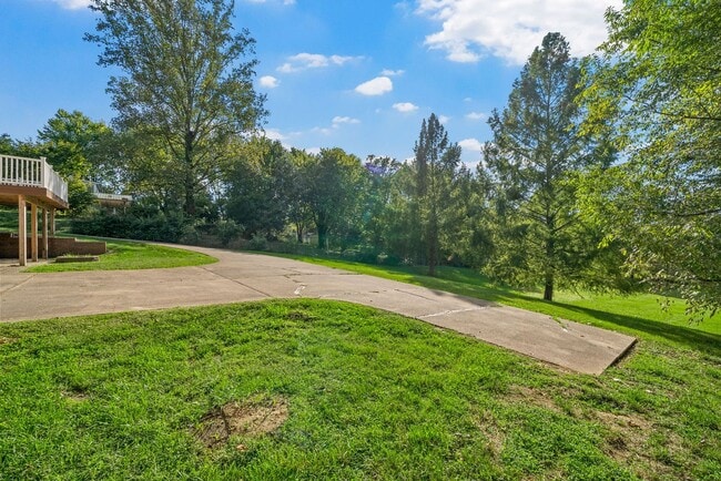 Building Photo - Nice all brick home- in the heart of Sango!