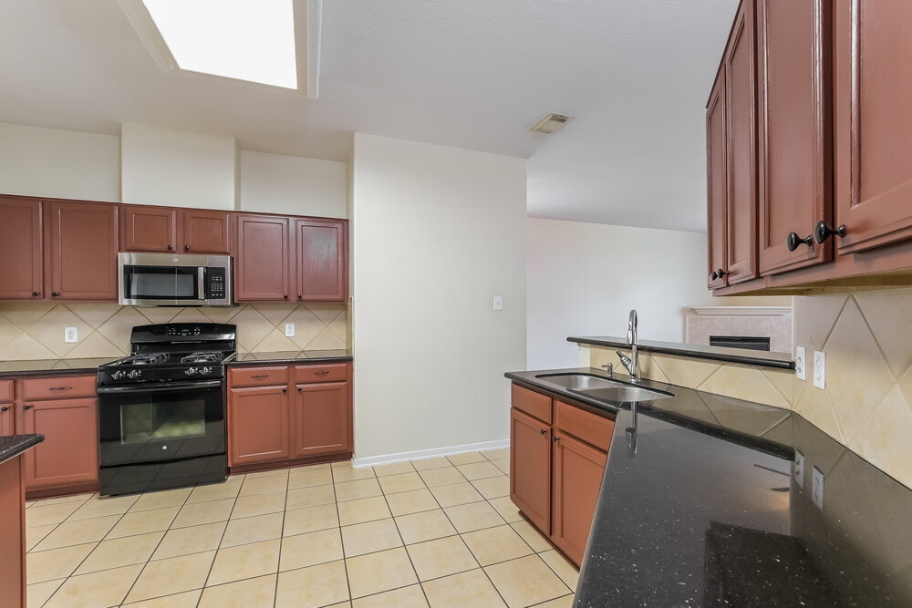 Building Photo - 12226 Carriage Oak Cir