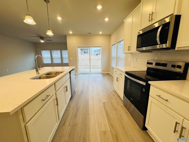 Building Photo - 29362 Satilla Cir