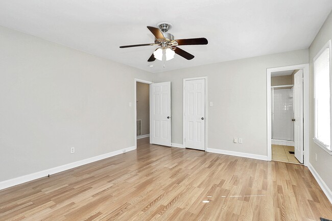 Building Photo - 7401 Quail Ridge Dr