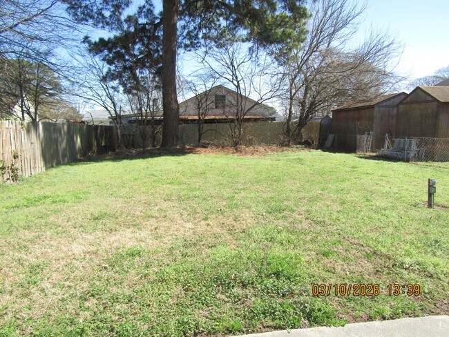 Building Photo - Great Home!