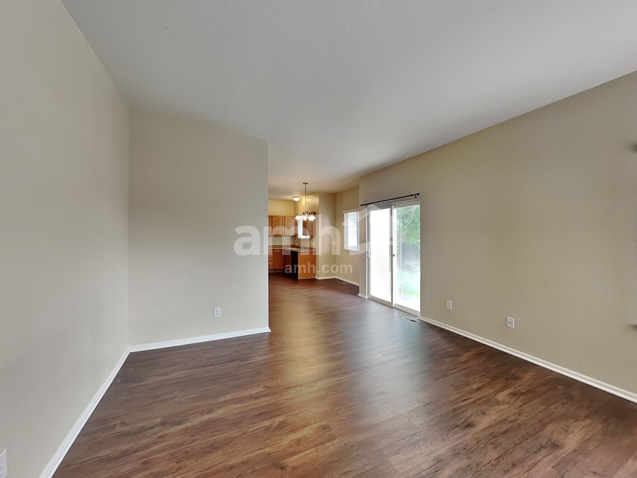 Building Photo - 9826 Kenton Cir