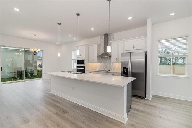 Building Photo - 16758 Hamlin Vis Aly