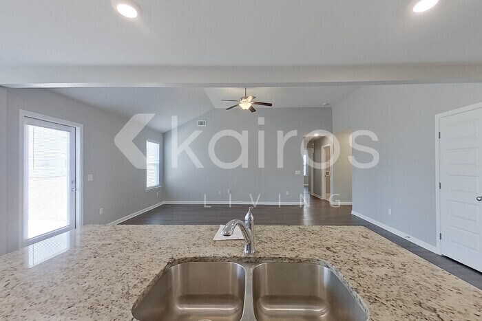 Building Photo - 209 Lodgepole Pne Wy