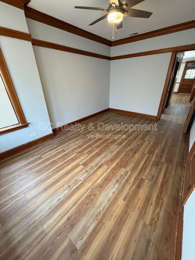 Building Photo - 4342 S Whipple St