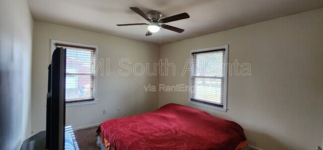 Building Photo - 3820 Meadowlark Dr