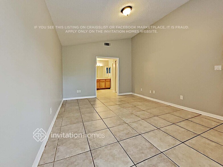 Building Photo - 2672 Whisper Lakes Club Cir