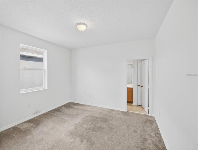 Building Photo - 2556 Leyland Cypress Ln