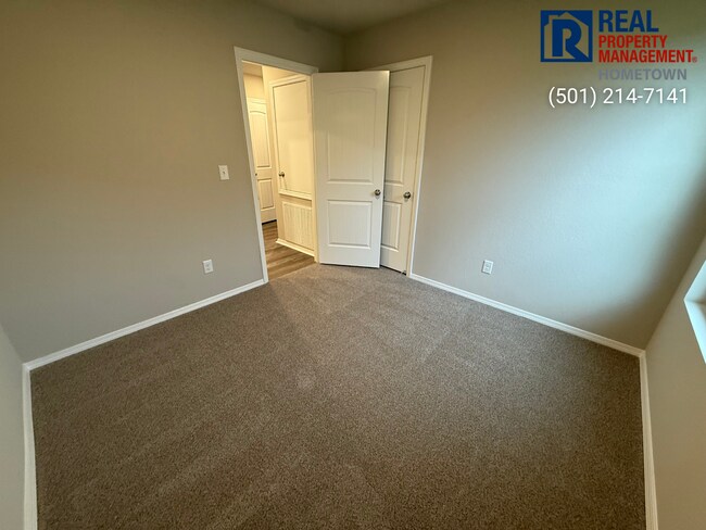 Building Photo - 6016 Croft Avenue-