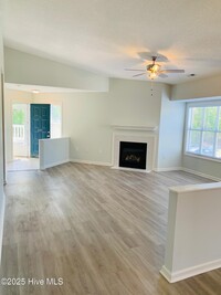 Building Photo - 4142 Breezewood Dr