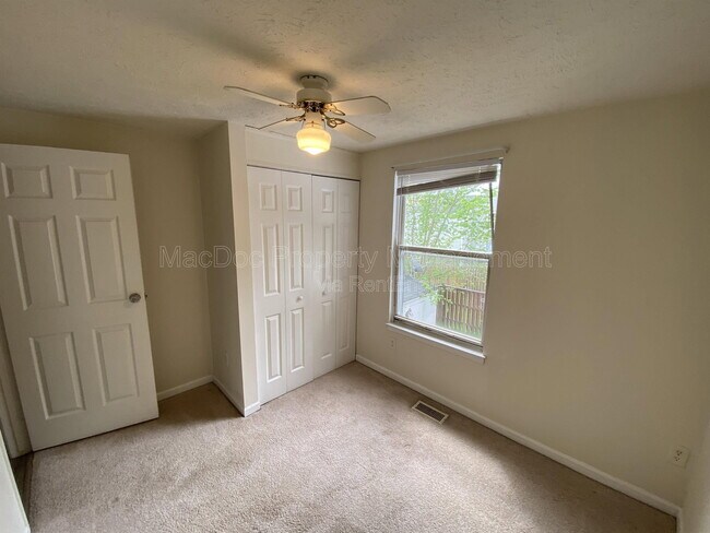 Building Photo - 4749 Hedrick Ln
