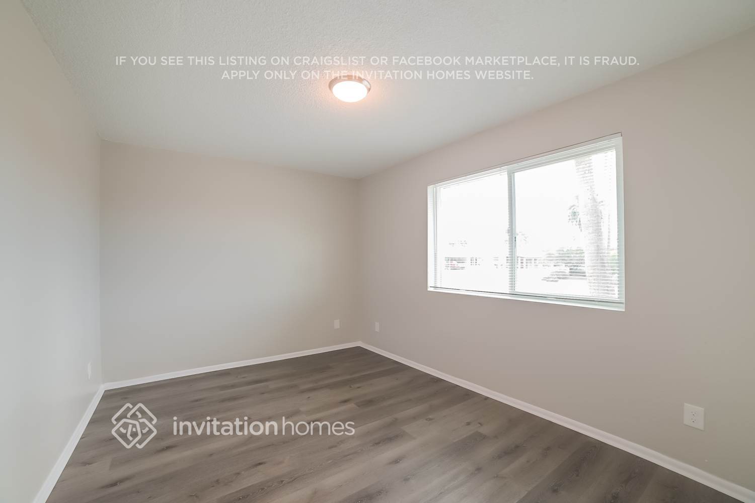 Building Photo - 11447 N 43rd Dr