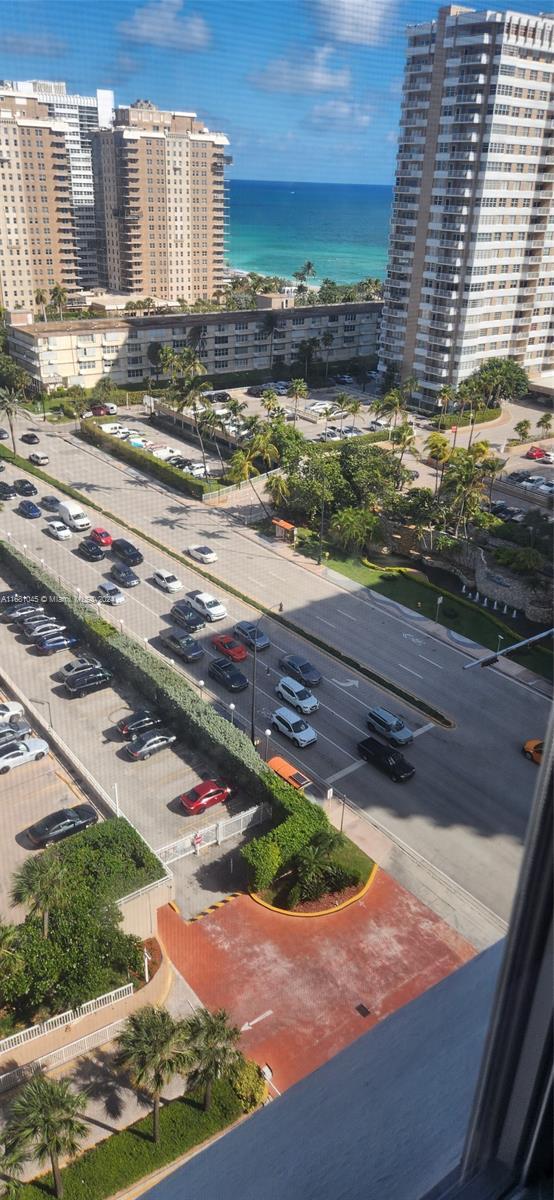 Building Photo - 1980 S Ocean Dr