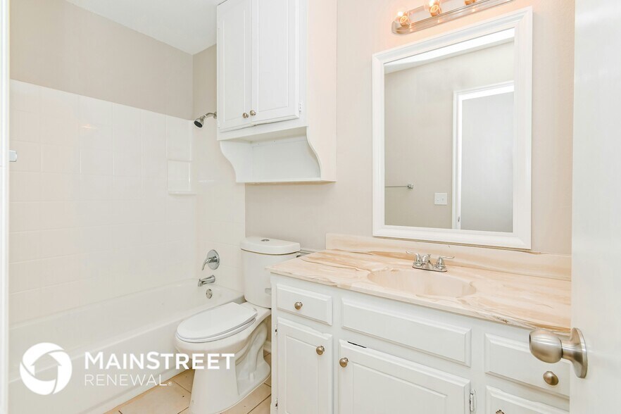 Building Photo - 11916 Silver Sun Dr