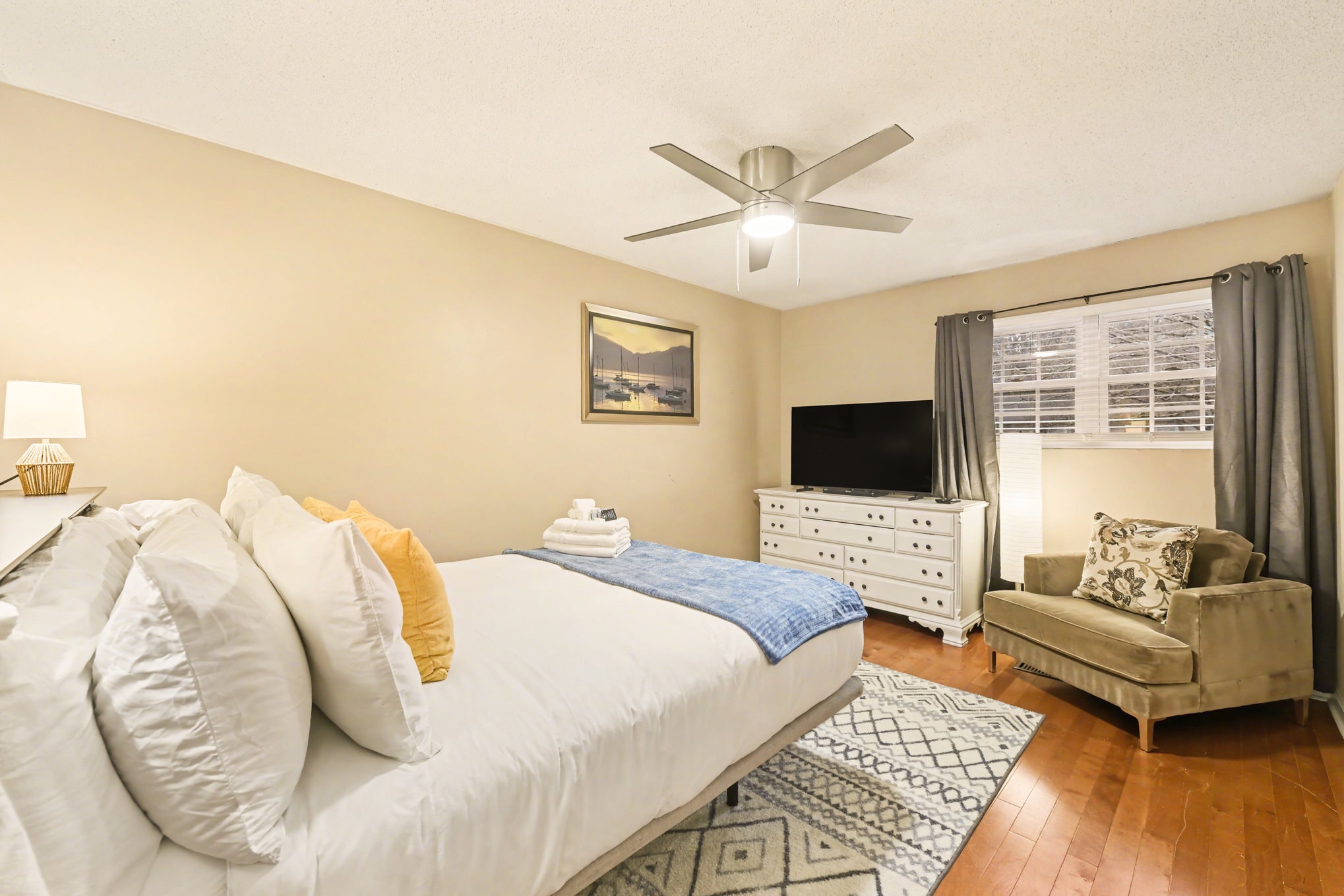 Building Photo - 507 Stinson Dr