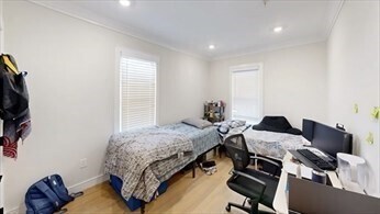 Building Photo - 2A Rossmore Rd