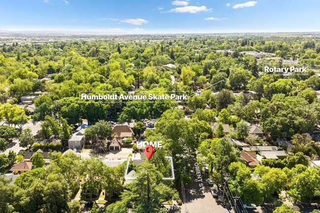 Building Photo - Luxury New Build | Walk to Downtown | Granite, Cherry Wood & High-End Finishes | Whole Home Water...