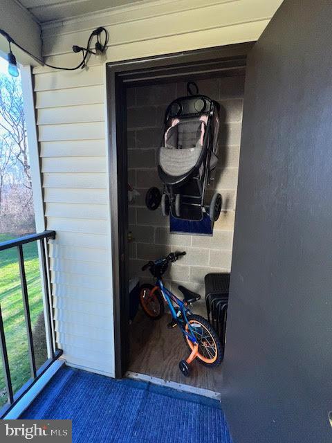 Building Photo - 379 Westridge Cir