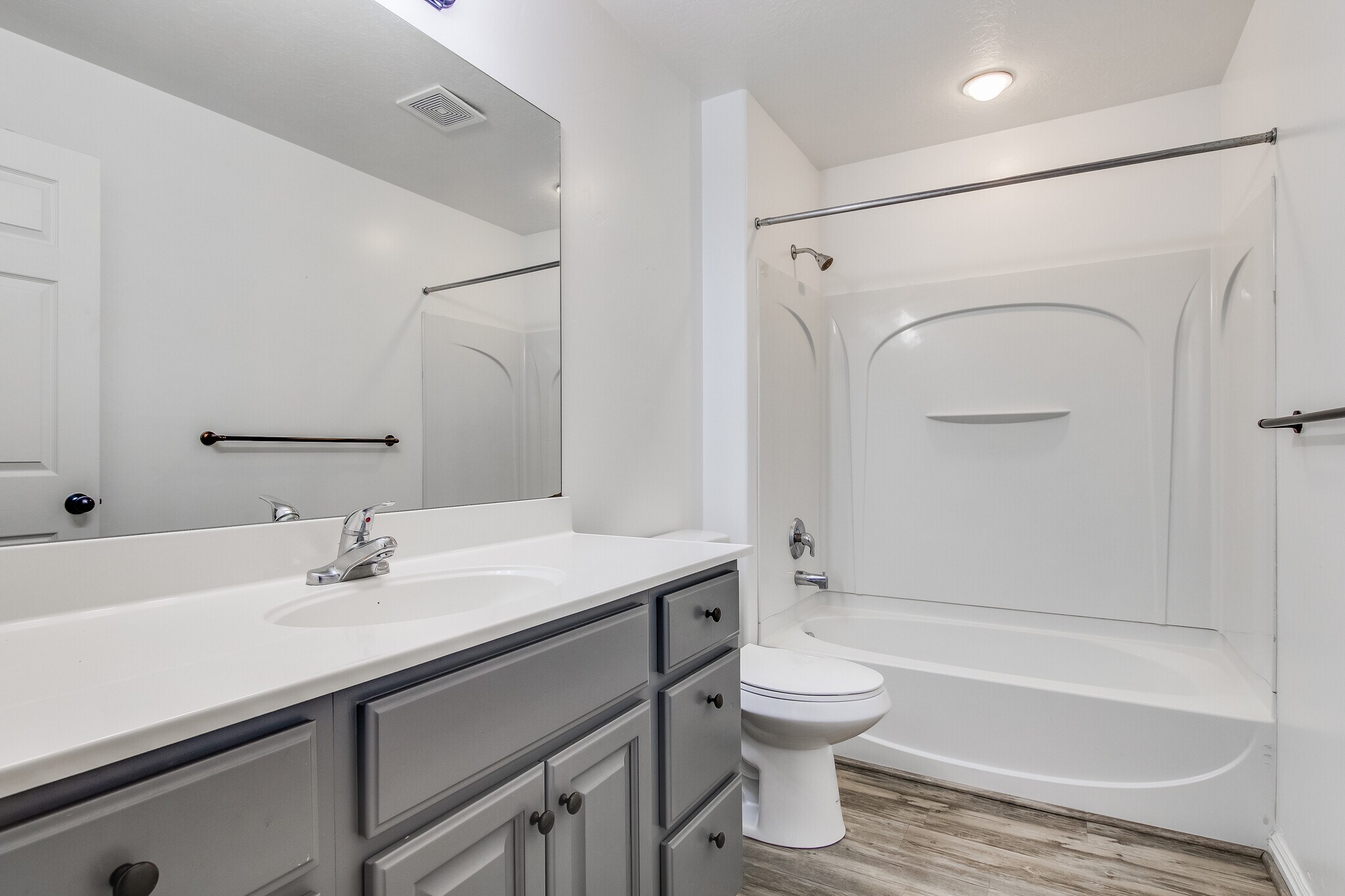 2nd Bathroom - 467 S 2550 W