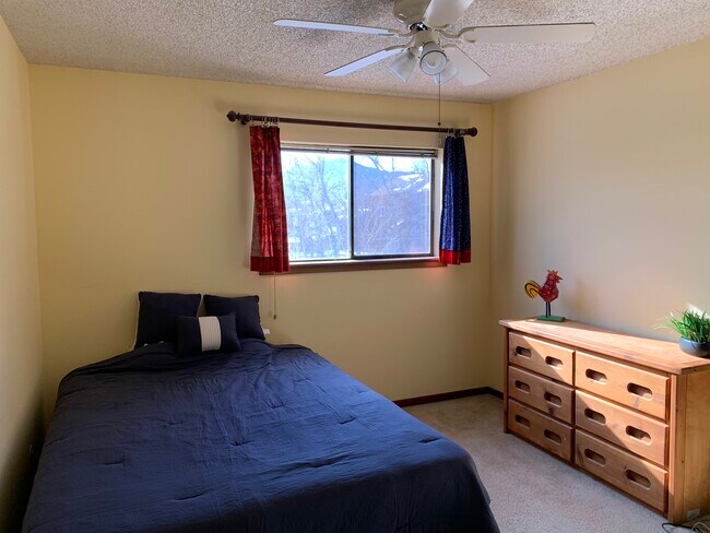 Building Photo - 3727 Talisman Pl