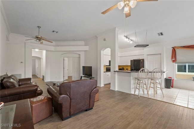 Building Photo - 22977 Lone Oak Dr