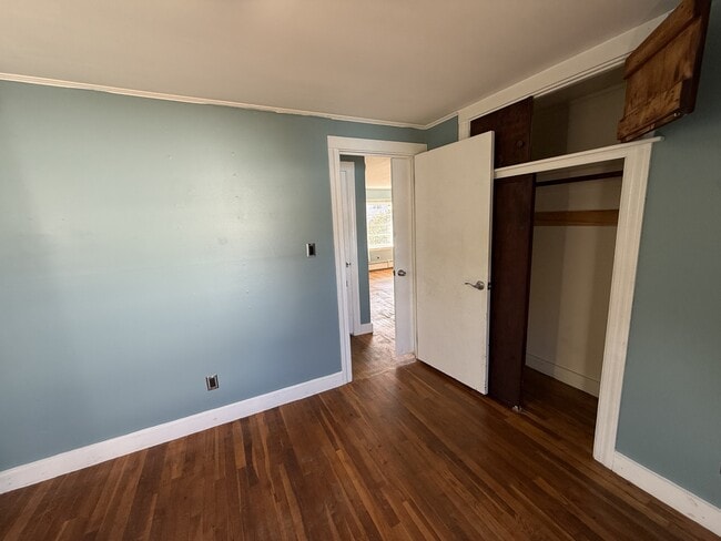 Building Photo - 66 Memory Ln