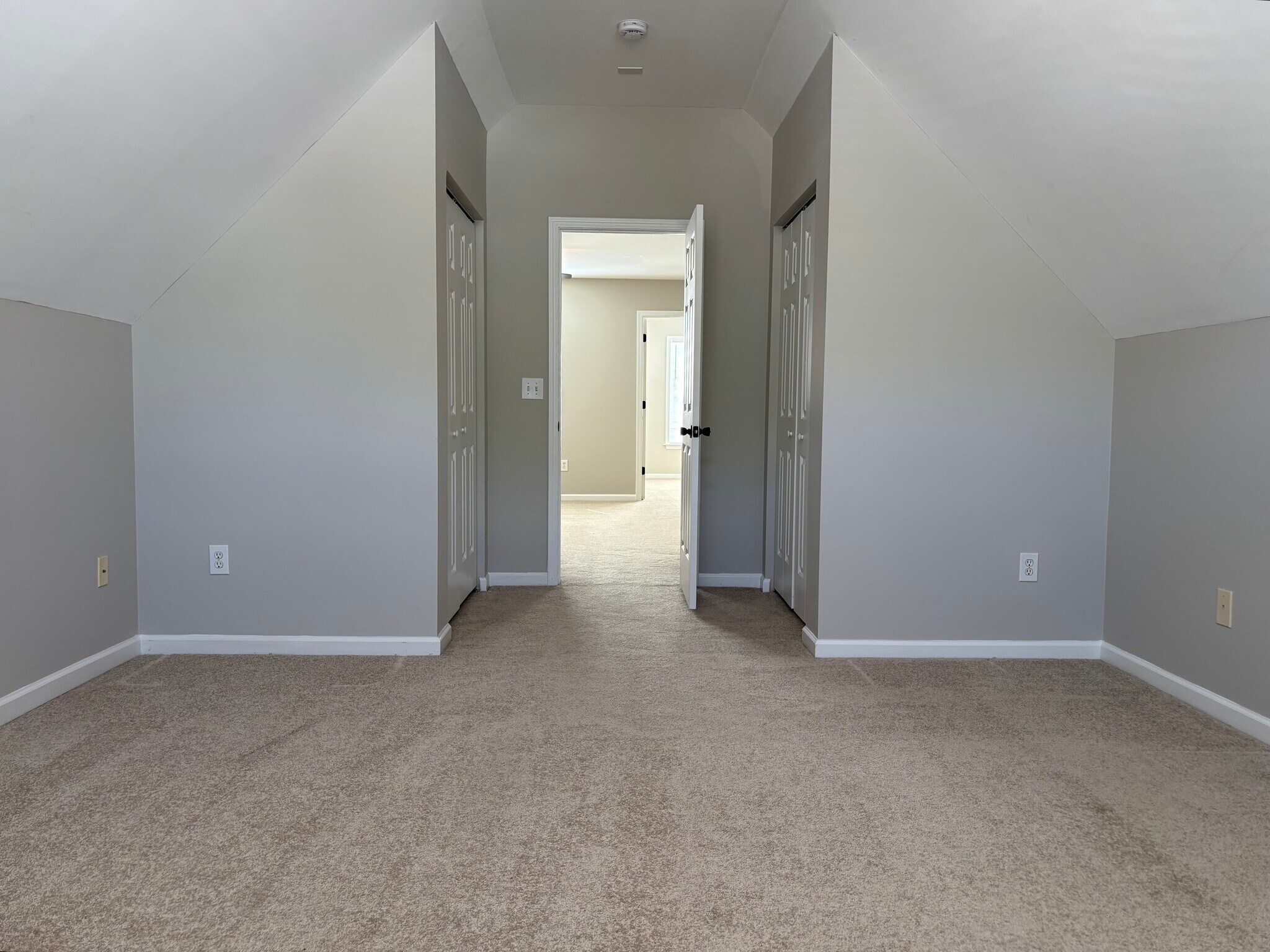 BR2 - 808 Woodsford Dr